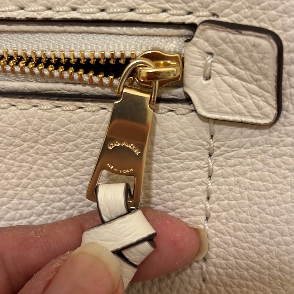 Coach Off-White Leather Backpack - Picture 5 of 10